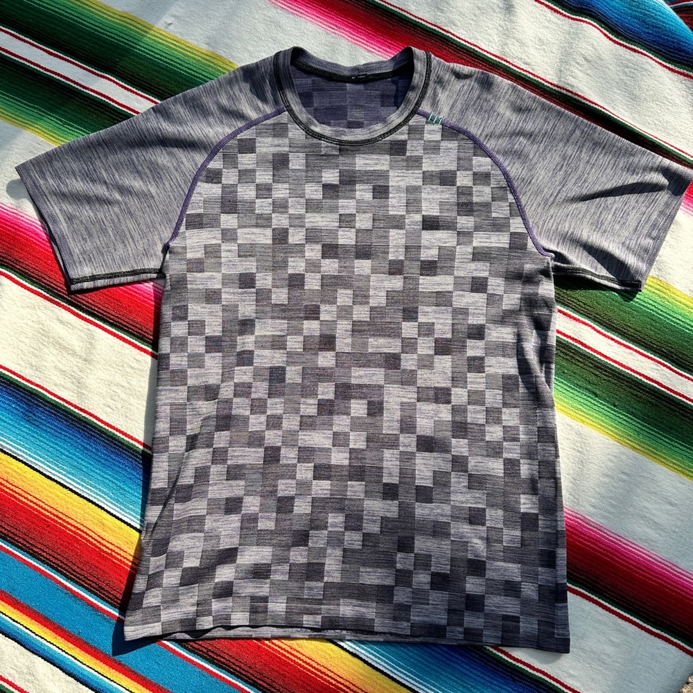 Lululemon shirt